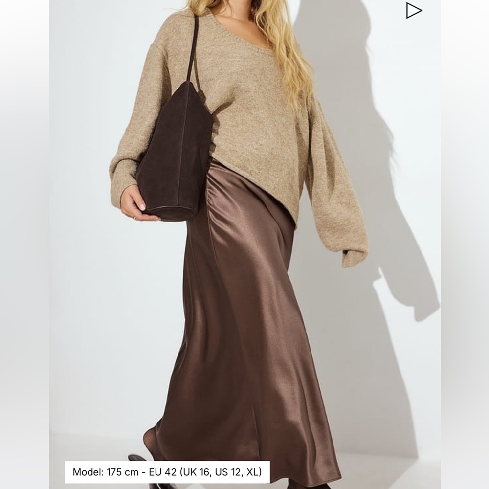 SATIN MIDI SKIRT